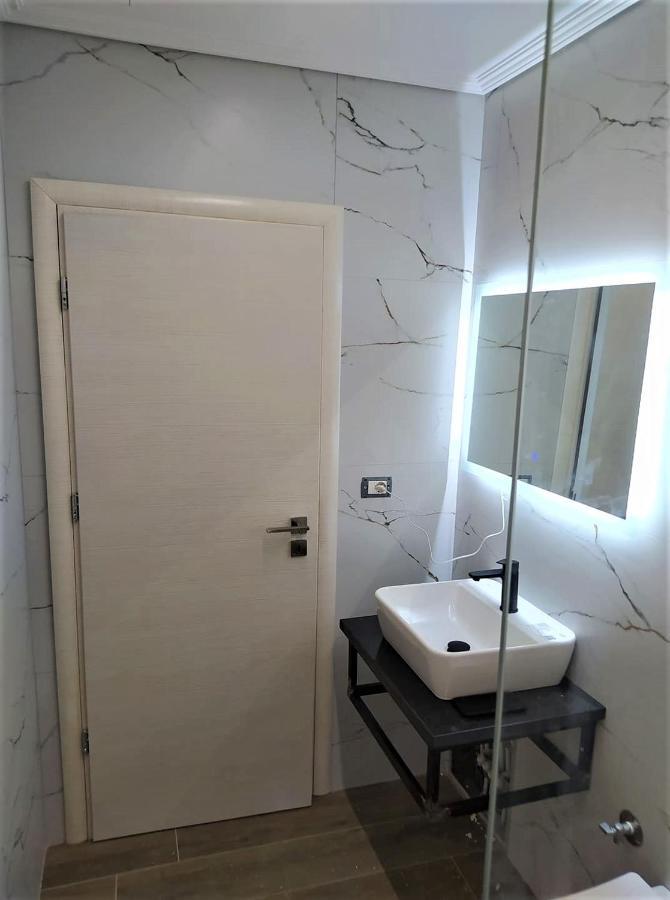 Lighting Jasminum Apartment Sarandë エクステリア 写真